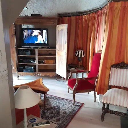 Ferienhaus Maison De La Truffiere Bertric-Burée