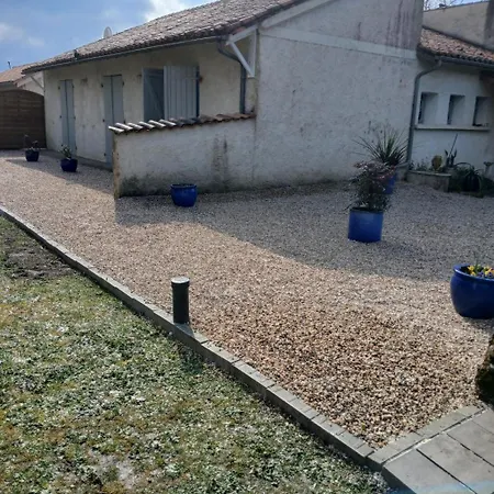 Ferienhaus Maison De La Truffiere Bertric-Burée