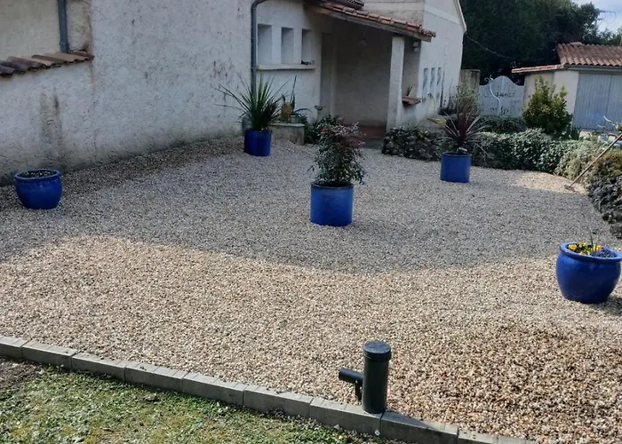 Maison De La Truffiere Vakantiehuis Bertric-Burée